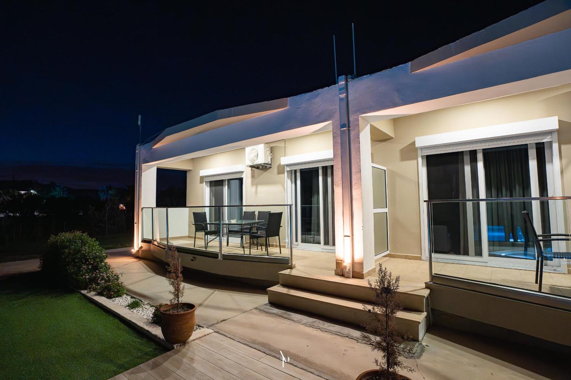 Nancy'S Budget Villa With Pool & Jacuzzi By "Elite" Λαγανάς Εξωτερικό φωτογραφία